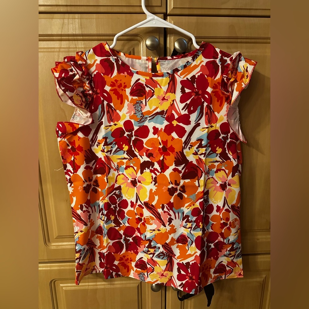 NEW! Floral Boutique blouse